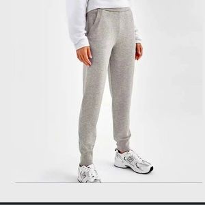 Babaton Rodin jogger. GREY.